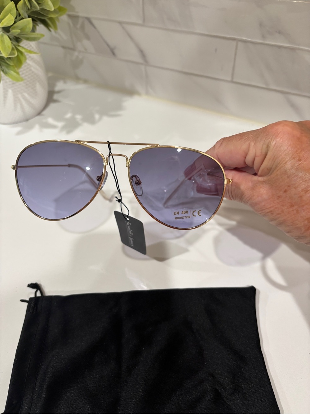 Kendall & James Gold Frame Aviator Sunglasses UV 400 Protection- NWT